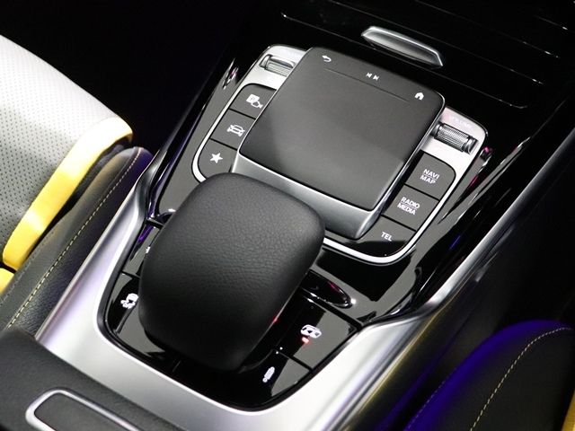 MERCEDES BENZ MERCEDES AMG A CLASS 2019 Image 31