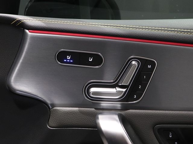 MERCEDES BENZ MERCEDES AMG A CLASS 2019 Image 31