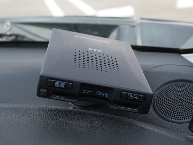 HONDA CR-Z 2010 Image 31