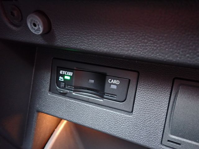 VOLKSWAGEN T-ROC 2023 Image 31