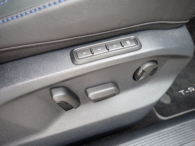 VOLKSWAGEN T-ROC 2023 Image 31