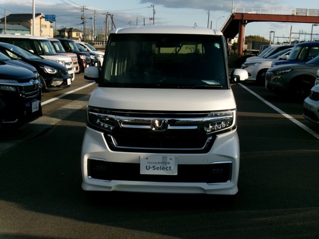 HONDA N BOX CUSTOM 2023 Image 31