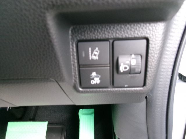 HONDA N BOX CUSTOM 2023 Image 31