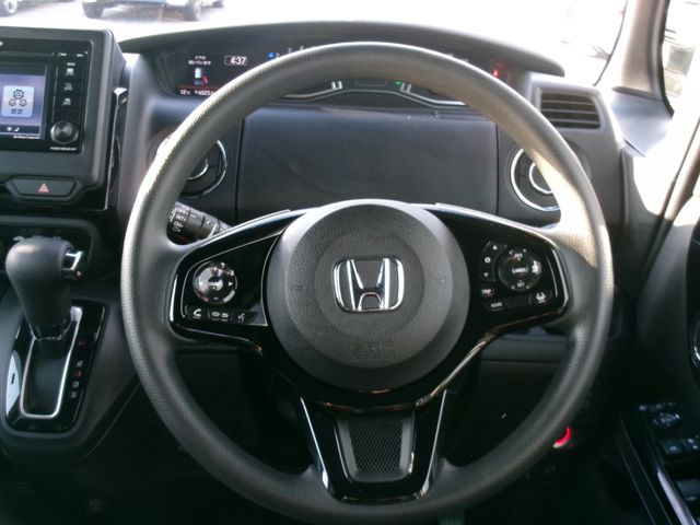 HONDA N BOX CUSTOM 2023 Image 31