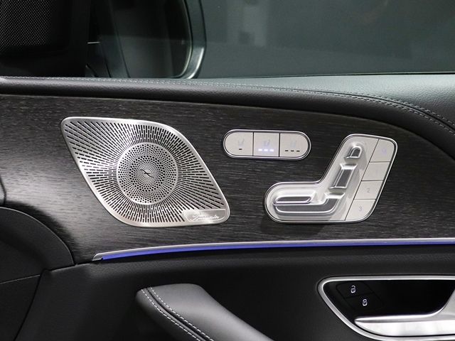 MERCEDES BENZ GLS CL 2025 Image 31