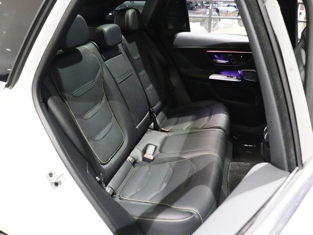 MERCEDES BENZ MERCEDES AMG GLCCLAS 2025 Image 31