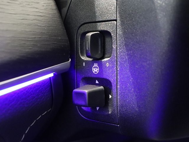 MERCEDES BENZ GLS CL 2024 Image 31