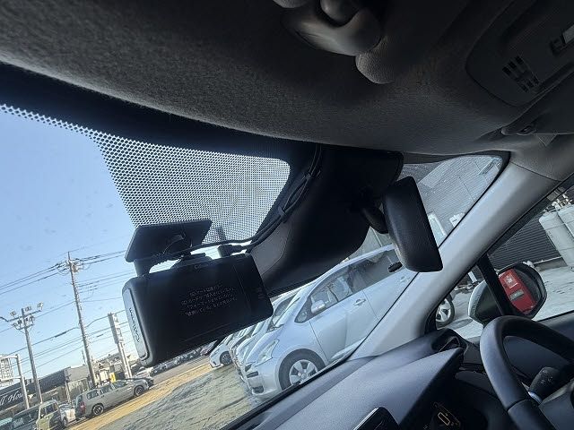 TOYOTA AQUA 2021 Image 31