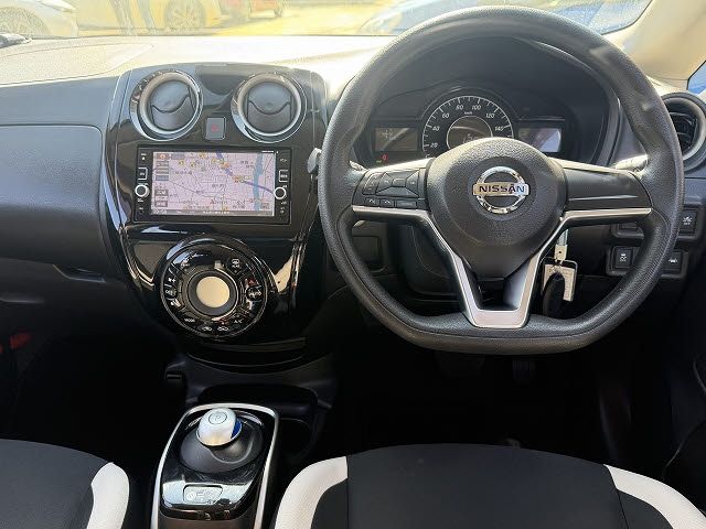 NISSAN NOTE 2016 Image 31