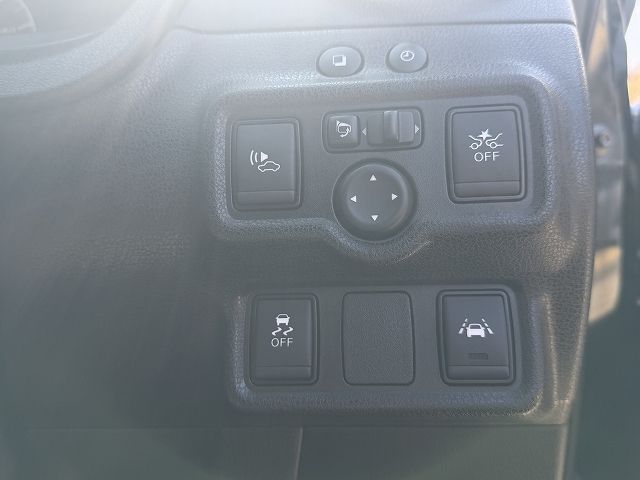 NISSAN NOTE 2016 Image 31