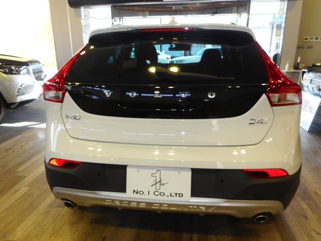 VOLVO V40 CROSS COUN 2018 Image 31