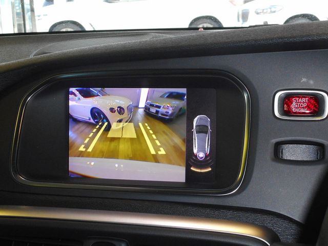 VOLVO V40 CROSS COUN 2018 Image 31