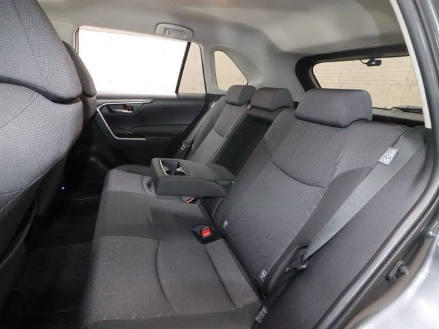 TOYOTA RAV4 HYBRID 4WD 2021 Image 31