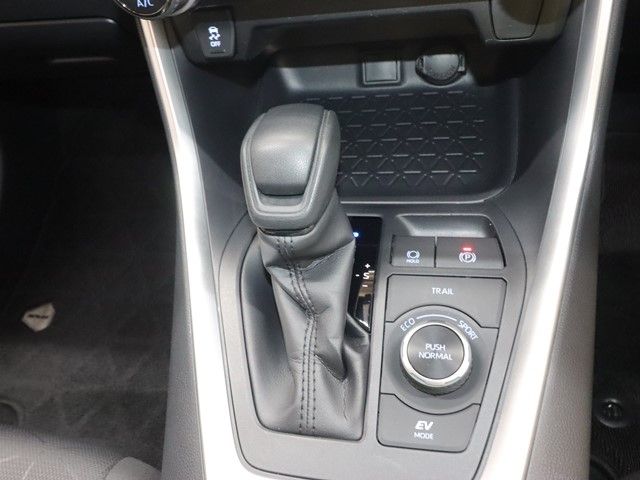 TOYOTA RAV4 HYBRID 4WD 2021 Image 31