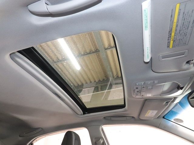 TOYOTA CROWN SEDAN HYBRID 2013 Image 31