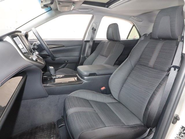 TOYOTA CROWN SEDAN HYBRID 2013 Image 31