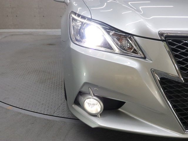 TOYOTA CROWN SEDAN HYBRID 2013 Image 31