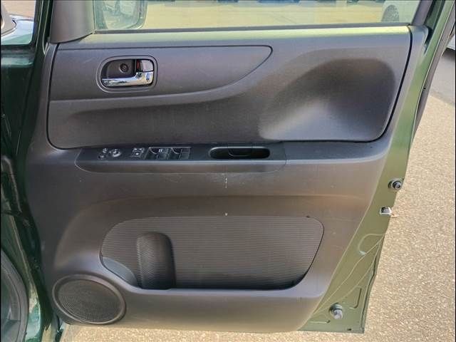 HONDA N BOX 2017 Image 31