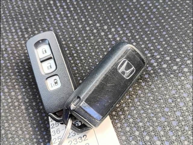 HONDA N BOX 2017 Image 31