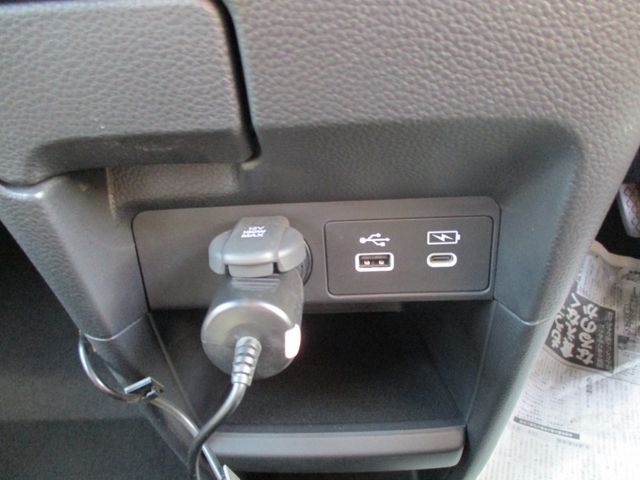 HONDA STEPWAGON SPADA 2023 Image 31