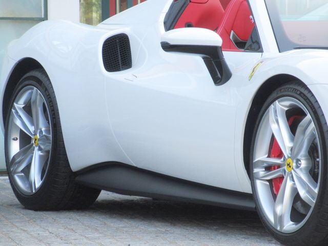 FERRARI 296 GTS 2024 Image 31