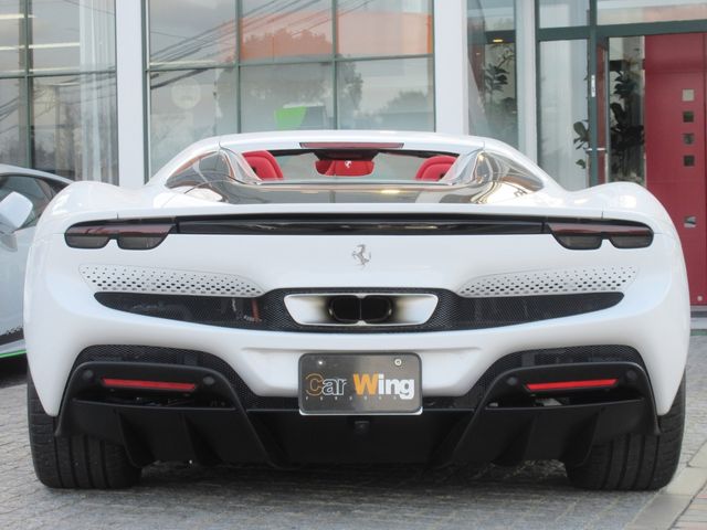 FERRARI 296 GTS 2024 Image 31