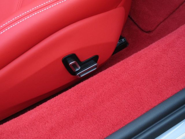 FERRARI 296 GTS 2024 Image 31