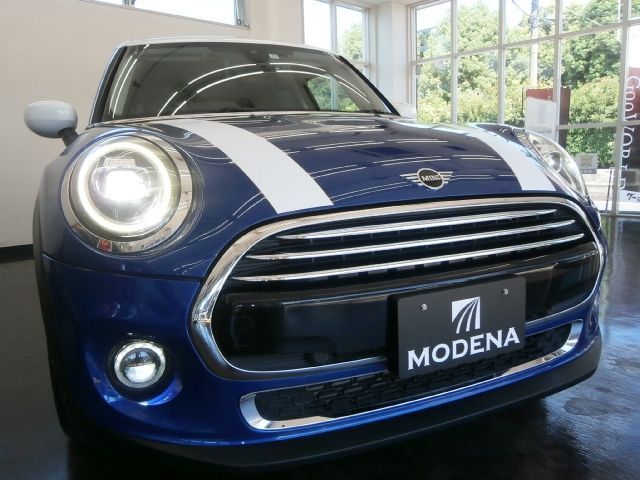 BMW MINI COOPER D 5DOOR 2019 Image 31