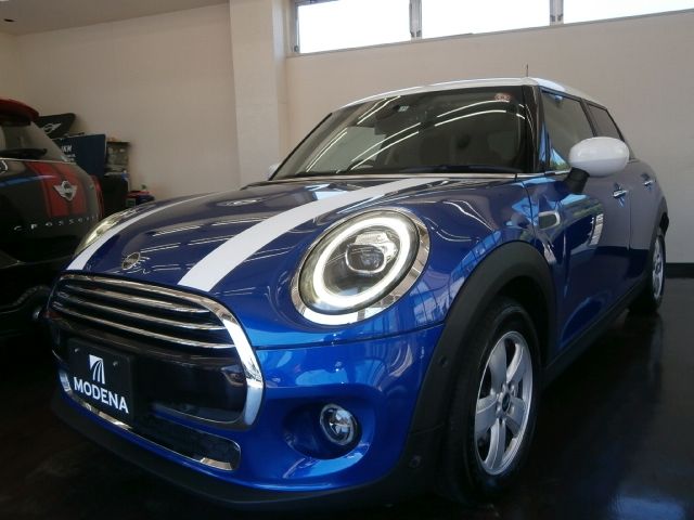 BMW MINI COOPER D 5DOOR 2019 Image 31