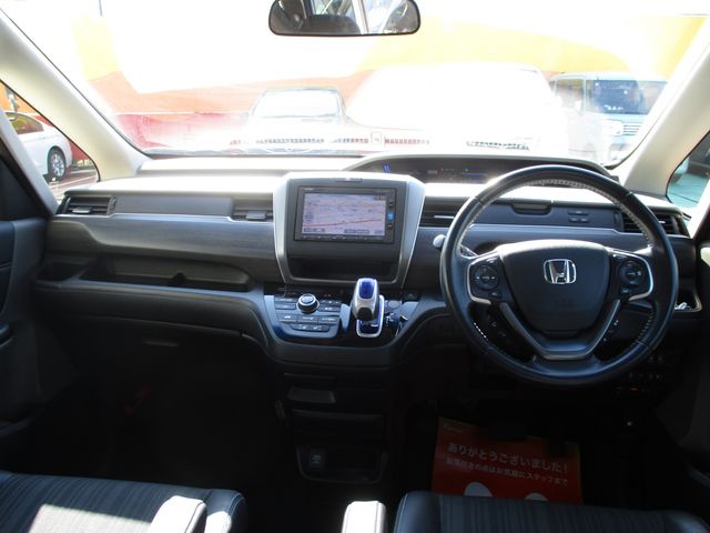 HONDA FREED HYBRID 2017 Image 31