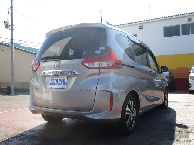 HONDA FREED HYBRID 2017 Image 31