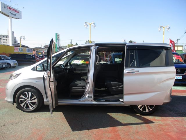 HONDA FREED HYBRID 2017 Image 31