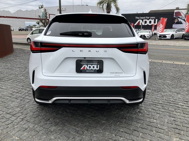 TOYOTA LEXUS NX350H AWD 2023 Image 31