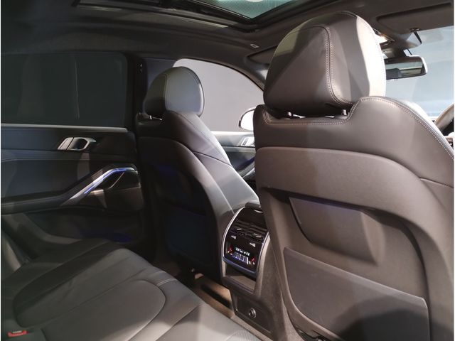 BMW X6 2021 Image 31