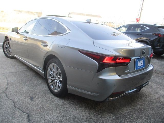TOYOTA LEXUS LS500H 4WD 2021 Image 31