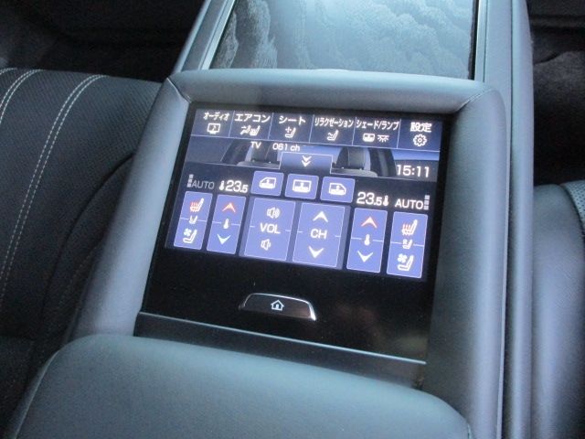 TOYOTA LEXUS LS500H 4WD 2021 Image 31