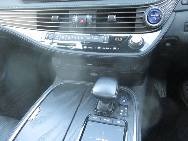 TOYOTA LEXUS LS500H 4WD 2021 Image 31