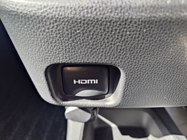 TOYOTA VOXY HYBRID 2023 Image 31