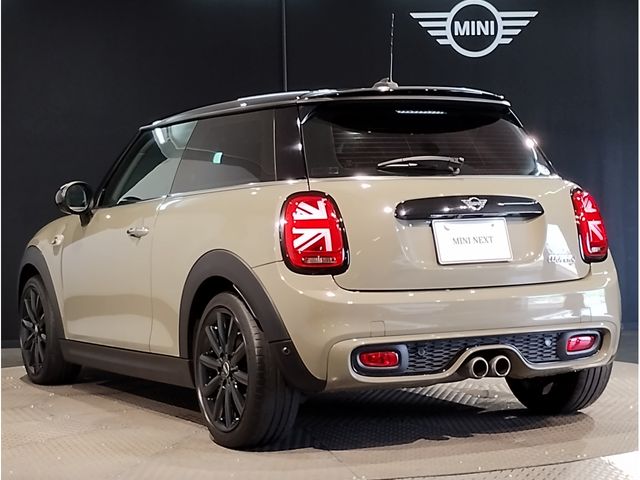 BMW MINI COOPER S 2018 Image 31
