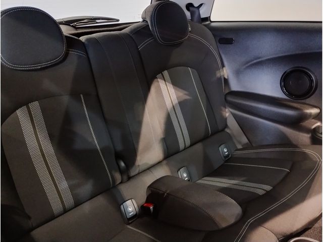 BMW MINI COOPER S 2018 Image 31