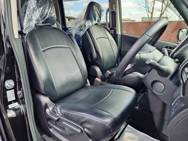 NISSAN SERENA  S-HYBRID 2018 Image 31