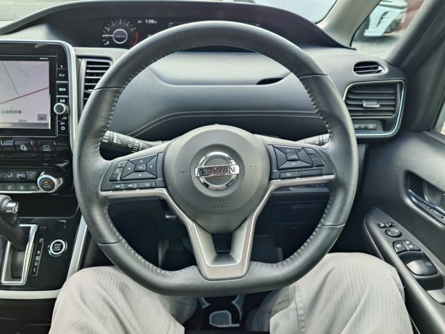 NISSAN SERENA  S-HYBRID 2018 Image 31