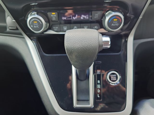 NISSAN SERENA  S-HYBRID 2018 Image 31