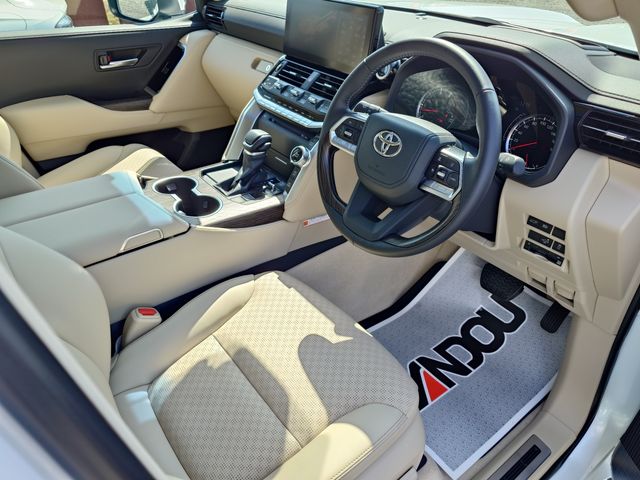 TOYOTA LANDCRUISER WAGON 2024 Image 31