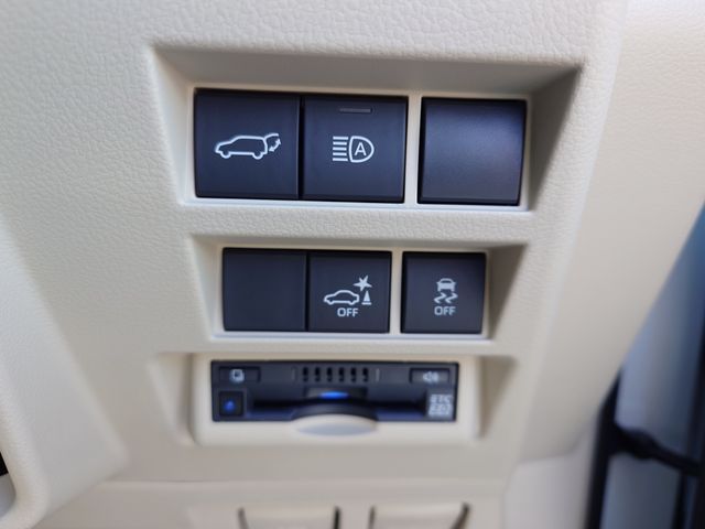 TOYOTA LANDCRUISER WAGON 2024 Image 31