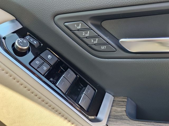 TOYOTA LANDCRUISER WAGON 2024 Image 31