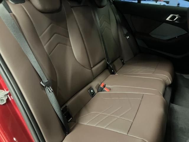 BMW 1SERIES 2025 Image 31