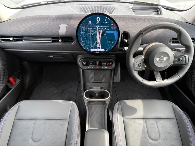 BMW MINI COOPER 5DOOR 2025 Image 31