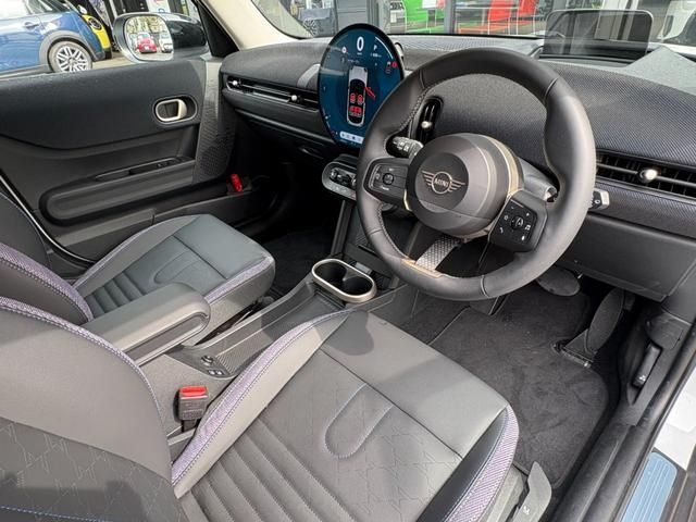 BMW MINI COOPER 5DOOR 2025 Image 31