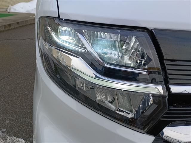 DAIHATSU TANTO CUSTOM 2020 Image 31